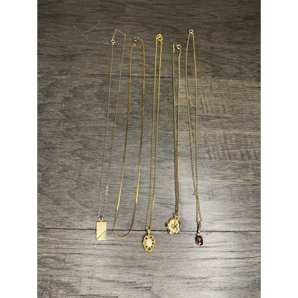 Vintage Gold Tone Necklace Lot of 5 Pieces Stones Pendants Chains Dainty